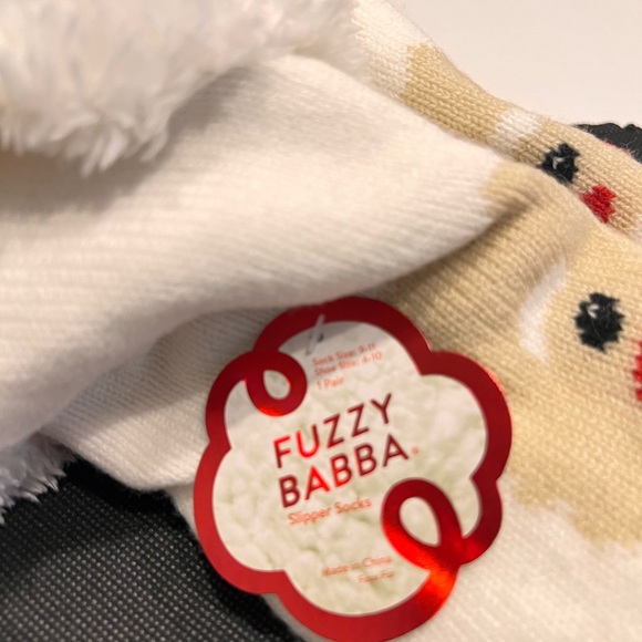 Fuzzy Slipper Socks - Holiday Reindeer- Size 4-10 - Picture 7 of 7